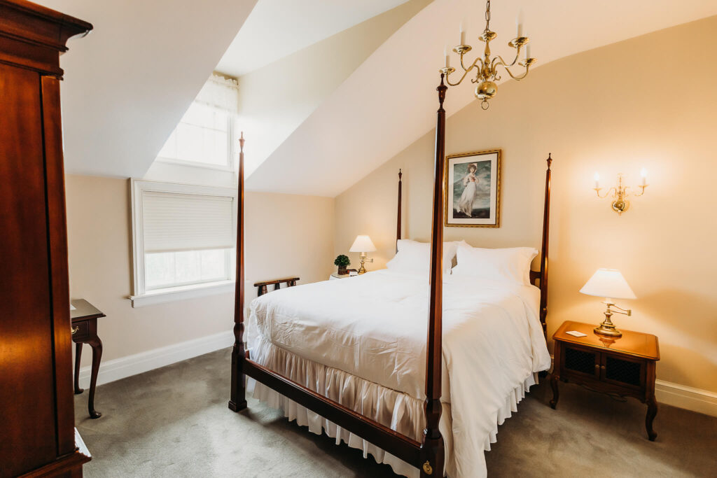 One of the large rooms with a lofted ceiling offered by The Rochester Inn.