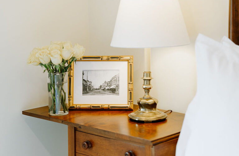 Closeup Yellow Bedroom (1-197)