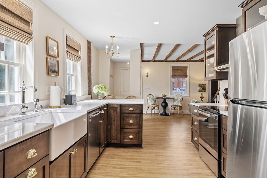 Full Kitchen (1-89)